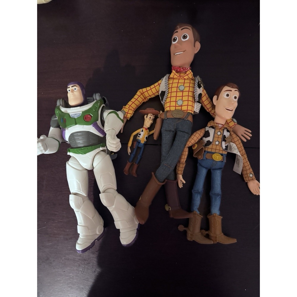 lot‎ of 4 disney woody Dolls -working - No Hats